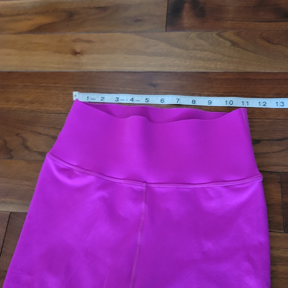 SculptKnit Fabletics Leggings, Size L - Picture 9 of 11